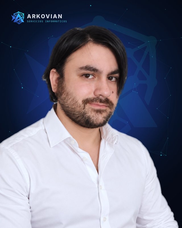 Danilo Lueiza Díaz, analista programador de Arkovian